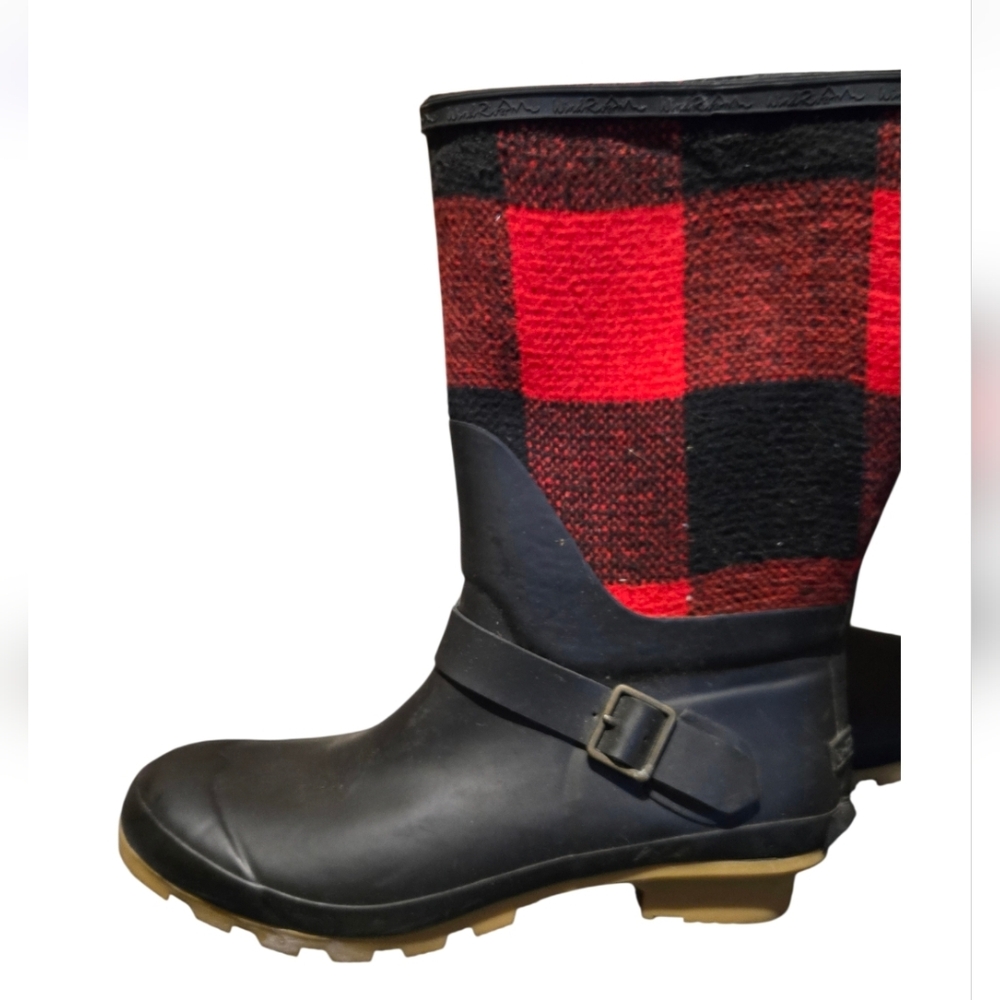 Black and Red Plaid Men's Boots